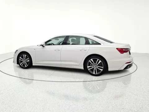 More photos of 2019 Audi A6 3.0T Prestige at CarWise Gurnee, IL