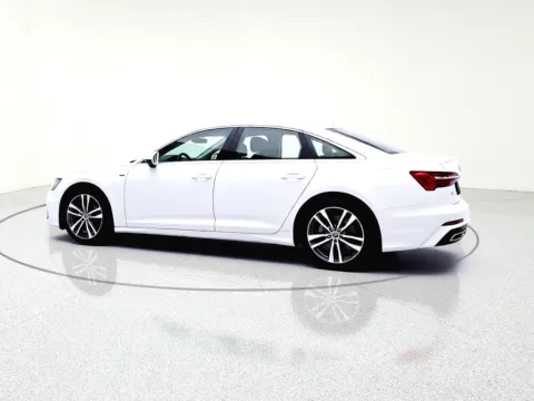 More photos of 2019 Audi A6 3.0T Prestige at CarWise Gurnee, IL