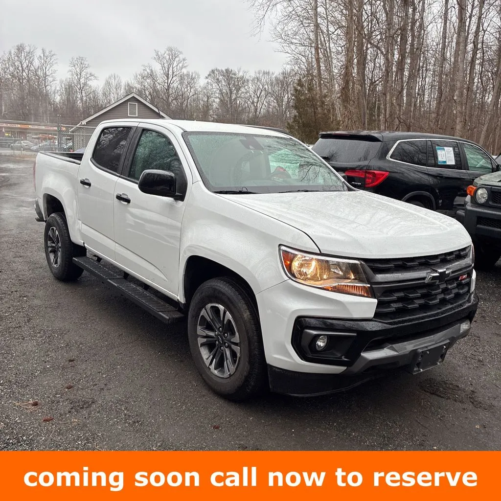White 2022 Chevrolet Colorado Z71 for sale in Gurnee, IL