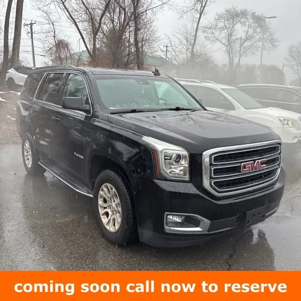 Black 2017 GMC Yukon SLT for sale in Gurnee, IL