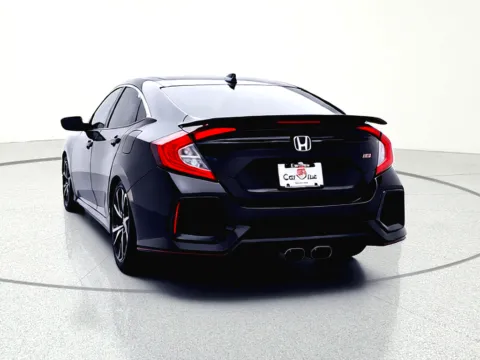 More photos of 2018 Honda Civic Si at CarWise Gurnee, IL