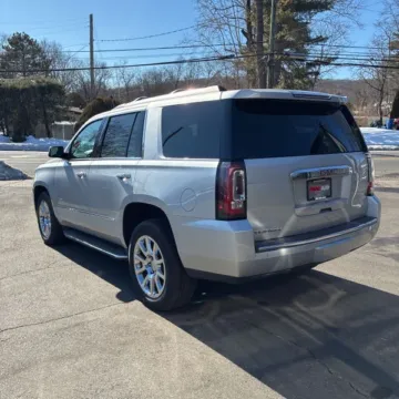 Photos of 2018 GMC Yukon Denali for sale in Gurnee, IL at CarWise Gurnee