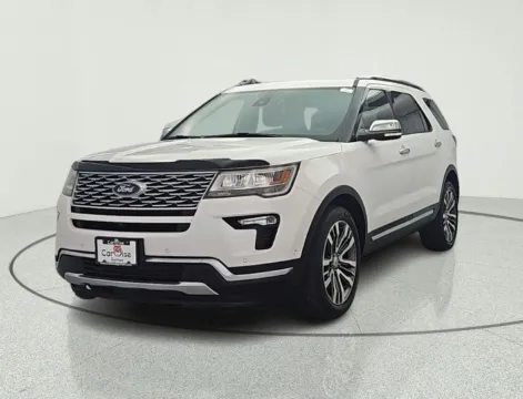 Photos of 2018 Ford Explorer Platinum for sale in Gurnee, IL at CarWise Gurnee