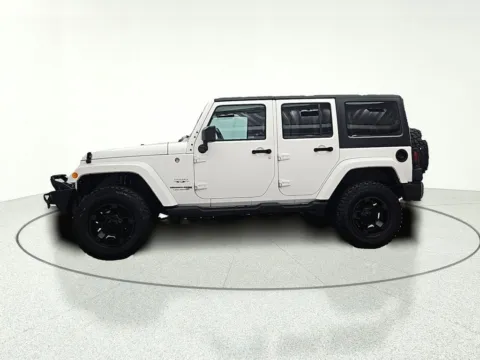 More photos of 2018 Jeep Wrangler JK Unlimited Sahara at CarWise Gurnee, IL