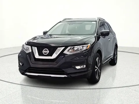 Photos of 2018 Nissan Rogue SL for sale in Gurnee, IL at CarWise Gurnee