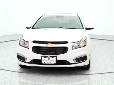Photos of 2015 Chevrolet Cruze 1LT for sale in Gurnee, IL at CarWise Gurnee