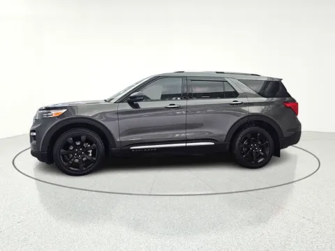 More photos of 2020 Ford Explorer Platinum at CarWise Gurnee, IL