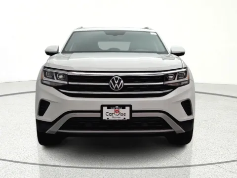 Photos of 2021 Volkswagen Atlas Cross Sport 2.0T SE w/Technology for sale in Gurnee, IL at CarWise Gurnee