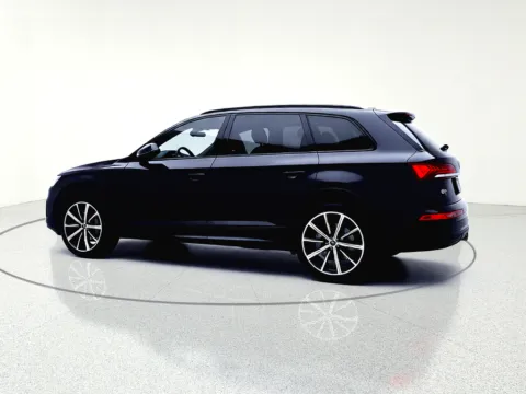 More photos of 2021 Audi Q7 55 Prestige at CarWise Gurnee, IL