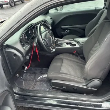 Another view of 2016 Dodge Challenger R/T for sale in Gurnee, IL at CarWise Gurnee