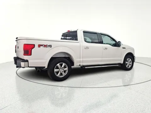 More photos of 2019 Ford F-150 Lariat at CarWise Gurnee, IL