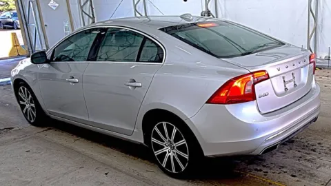 Photos of 2018 Volvo S60 Inscription T5 for sale in Gurnee, IL at CarWise Gurnee