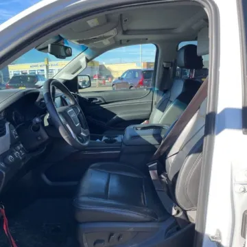 Another view of 2017 GMC Yukon SLT for sale in Gurnee, IL at CarWise Gurnee