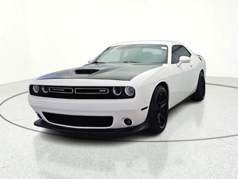 Photos of 2019 Dodge Challenger GT for sale in Gurnee, IL at CarWise Gurnee