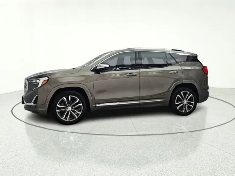 More photos of 2018 GMC Terrain Denali at CarWise Gurnee, IL