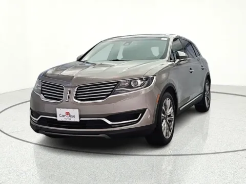 Photos of 2017 Lincoln MKX Reserve for sale in Gurnee, IL at CarWise Gurnee