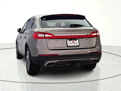 More photos of 2017 Lincoln MKX Reserve at CarWise Gurnee, IL