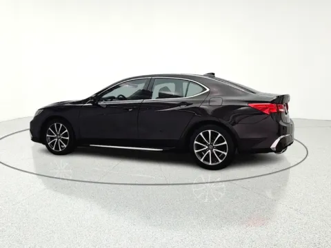 More photos of 2018 Acura TLX 3.5L V6 at CarWise Gurnee, IL