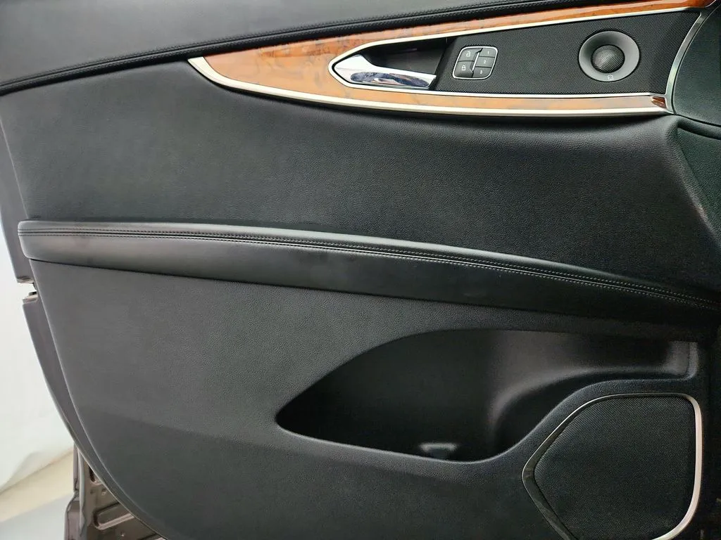 2019 Lincoln Nautilus Reserve - Photo 26