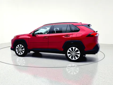 More photos of 2021 Toyota RAV4 XLE Premium at CarWise Gurnee, IL