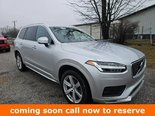 Silver 2022 Volvo XC90 T5 Momentum for sale in Gurnee, IL