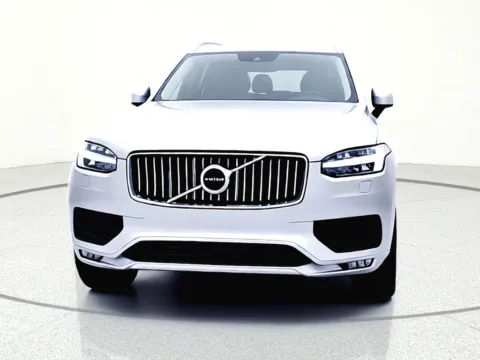 Photos of 2022 Volvo XC90 T5 Momentum for sale in Gurnee, IL at CarWise Gurnee