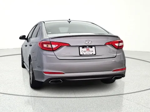 More photos of 2017 Hyundai Sonata Sport at CarWise Gurnee, IL