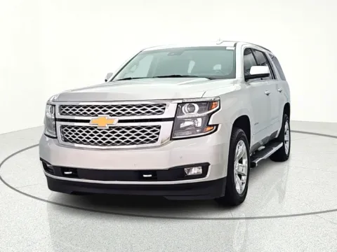 Photos of 2019 Chevrolet Tahoe LT for sale in Gurnee, IL at CarWise Gurnee