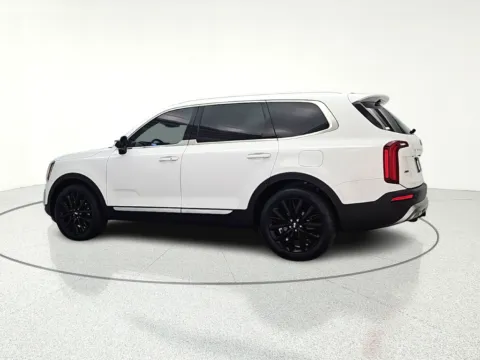 More photos of 2020 Kia Telluride SX at CarWise Gurnee, IL