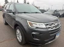 Gray 2018 Ford Explorer XLT for sale in Gurnee, IL