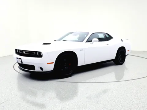 Another view of 2017 Dodge Challenger R/T for sale in Gurnee, IL at CarWise Gurnee