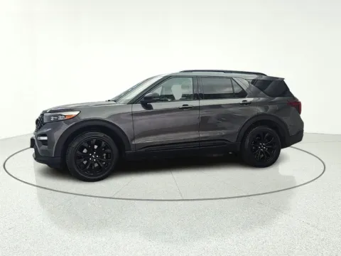 More photos of 2020 Ford Explorer ST at CarWise Gurnee, IL