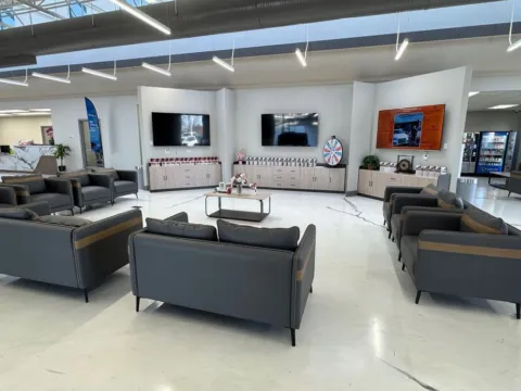 More photos of 2020 Ford Explorer ST at CarWise Gurnee, IL