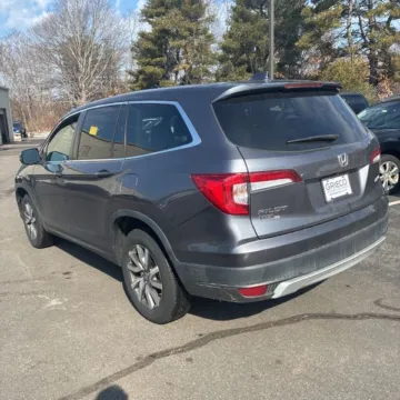 Photos of 2020 Honda Pilot EX-L for sale in Gurnee, IL at CarWise Gurnee