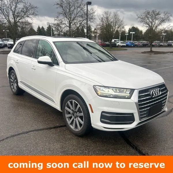 White 2019 Audi Q7 45 Premium Plus for sale in Gurnee, IL