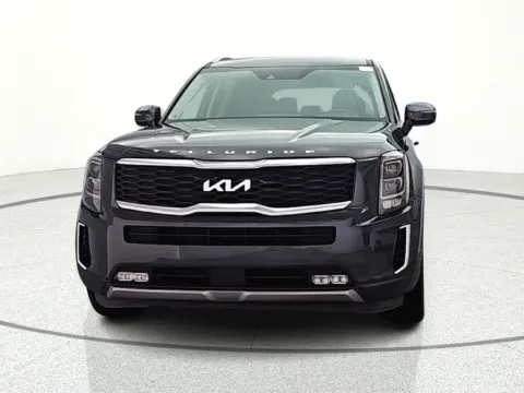 Photos of 2022 Kia Telluride SX for sale in Gurnee, IL at CarWise Gurnee