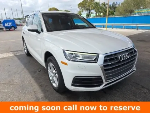 White 2019 Audi Q5 2.0T Premium for sale in Gurnee, IL