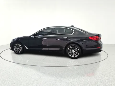 More photos of 2017 BMW 5 Series 540i xDrive at CarWise Gurnee, IL