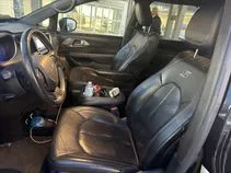 Another view of 2020 Chrysler Pacifica Launch Edition for sale in Gurnee, IL at CarWise Gurnee