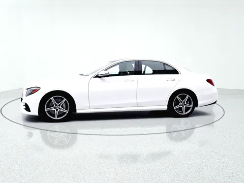 More photos of 2018 Mercedes-Benz E-Class E 400 at CarWise Gurnee, IL