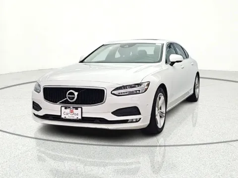 Photos of 2018 Volvo S90 T5 Momentum for sale in Gurnee, IL at CarWise Gurnee