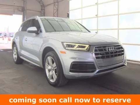 Silver 2019 Audi Q5 2.0T Premium Plus for sale in Gurnee, IL