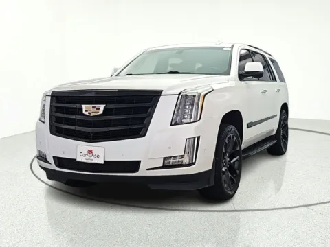 Photos of 2017 Cadillac Escalade for sale in Gurnee, IL at CarWise Gurnee