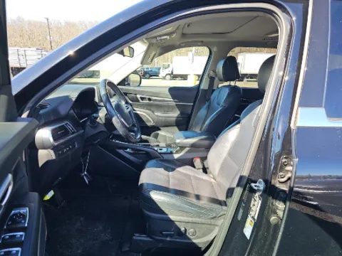 Another view of 2022 Kia Telluride S for sale in Gurnee, IL at CarWise Gurnee