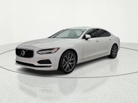 Another view of 2018 Volvo S90 T6 Momentum for sale in Gurnee, IL at CarWise Gurnee
