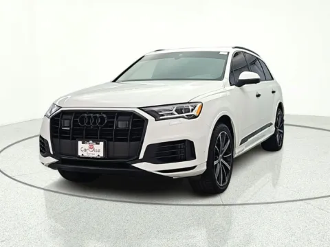 Photos of 2021 Audi Q7 55 Premium Plus for sale in Gurnee, IL at CarWise Gurnee
