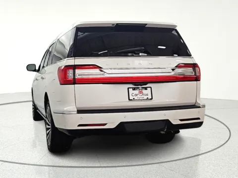 More photos of 2018 Lincoln Navigator L Reserve at CarWise Gurnee, IL