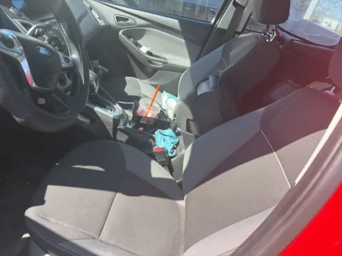 Another view of 2012 Ford Focus SE for sale in Gurnee, IL at CarWise Gurnee