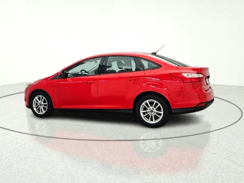More photos of 2012 Ford Focus SE at CarWise Gurnee, IL