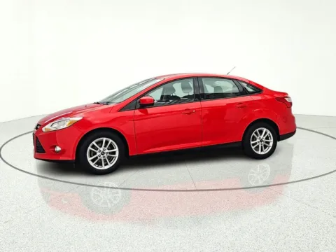 More photos of 2012 Ford Focus SE at CarWise Gurnee, IL